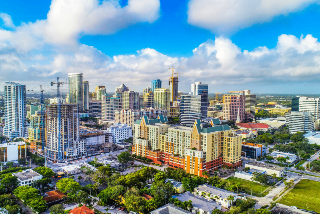 Aerial view of Fort Lauderdale, showcasing the skyline with new construction projects, representing Argon Construction's services in the area.